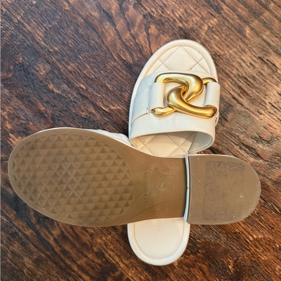 AEROSOLES Women's Cream Slide Sandals with Gold Detail - Picture 4 of 6